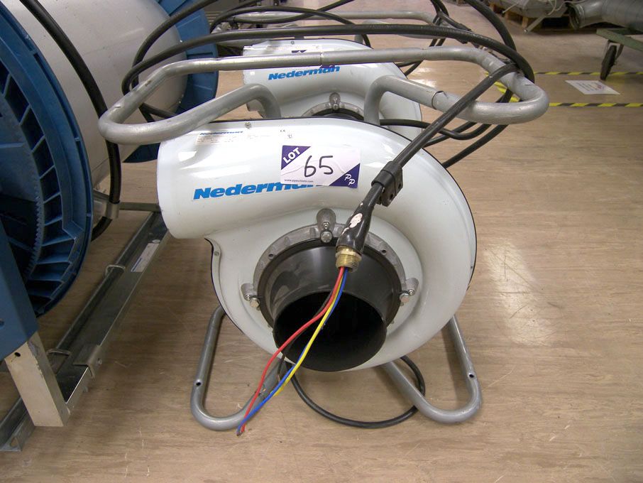 Nederman N24 wall type fume extraction unit (2004)