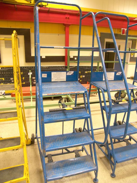 Klime-Ezee 300kg SWL 4 step safety step