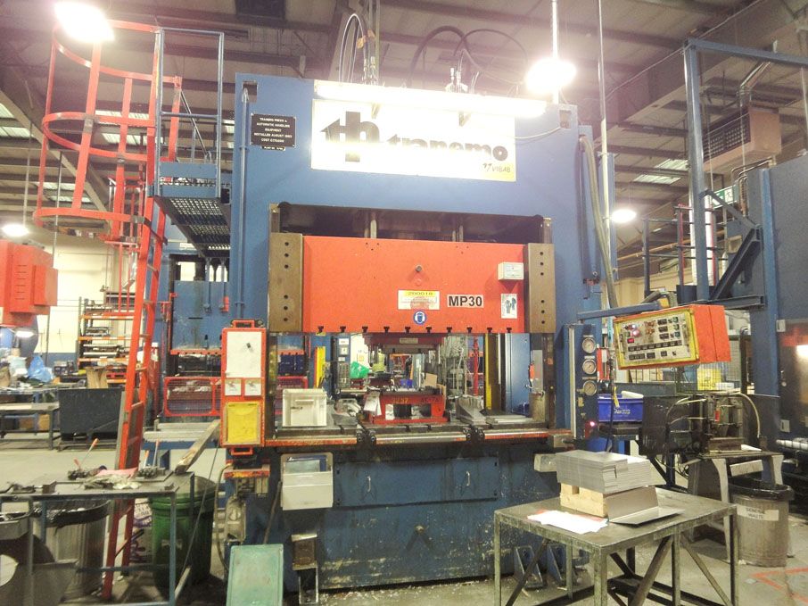 Tranemo B7E-2000-1 2000kN hydraulic press, 1.9x1m...