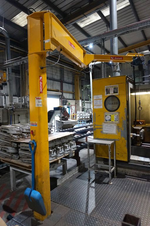 Donati 125kg floor mounted articulated swing jib,...