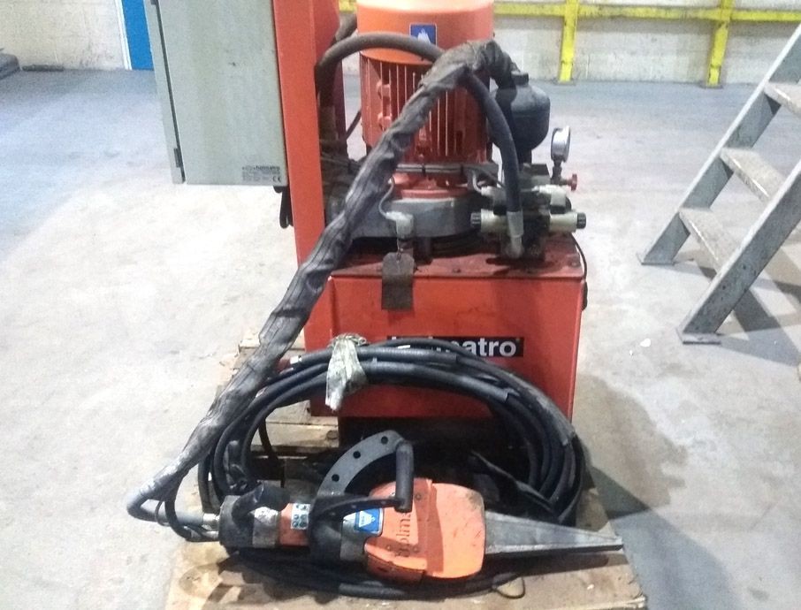 Holmatro 200S50EN hydraulic wedge splitter (2004)