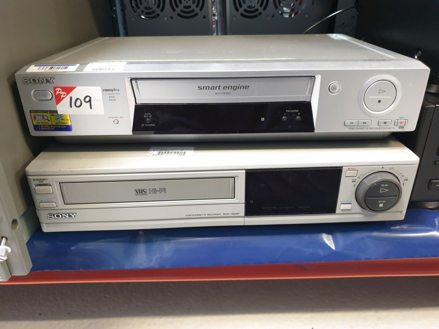Sony SLV-SE710, SVO-1520P video cassette recorder...
