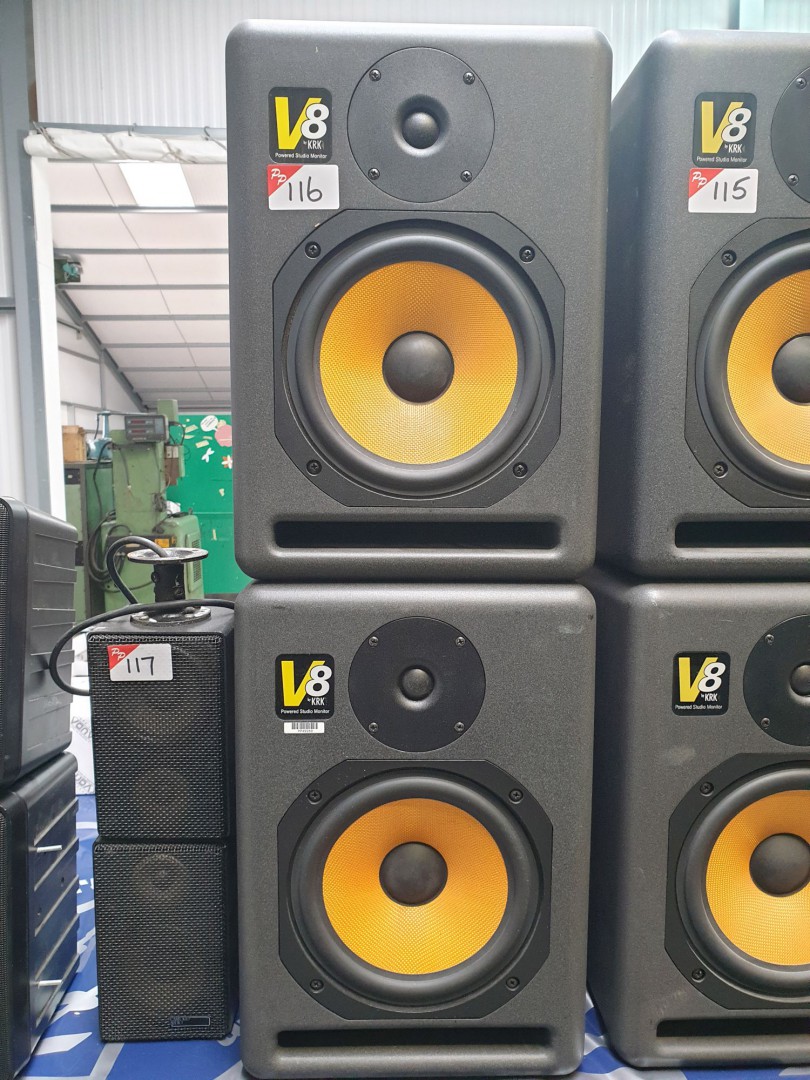 2x KRK V8 bi-amplified studio monitor loudspeakers...