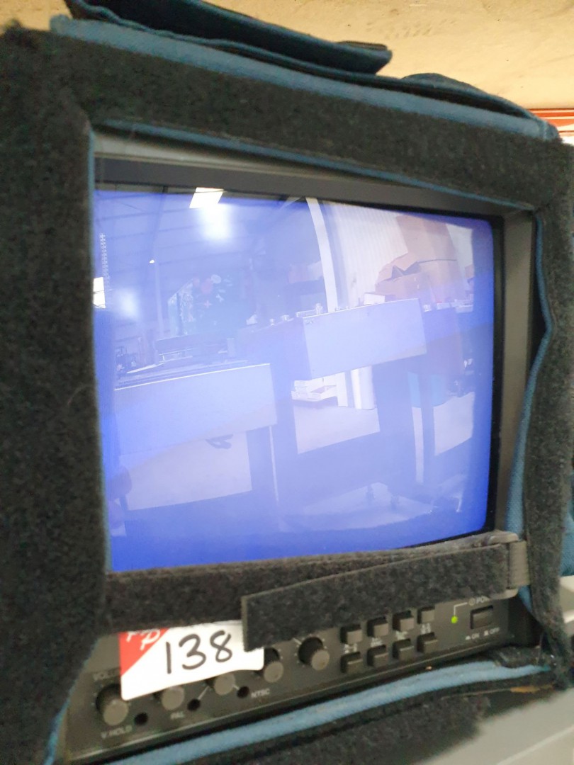 JVC TM-1010PN-K CRT monitor in Portabrace bag - Lo...