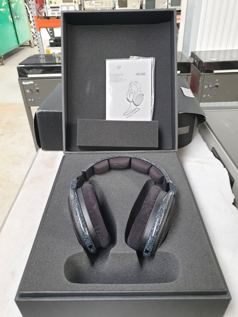 Sennheiser HD600 professional headphones (boxed) (...