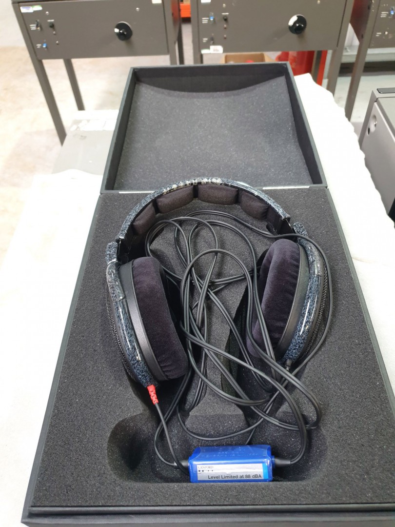 Sennheiser HD600 professional headphones (boxed) (...