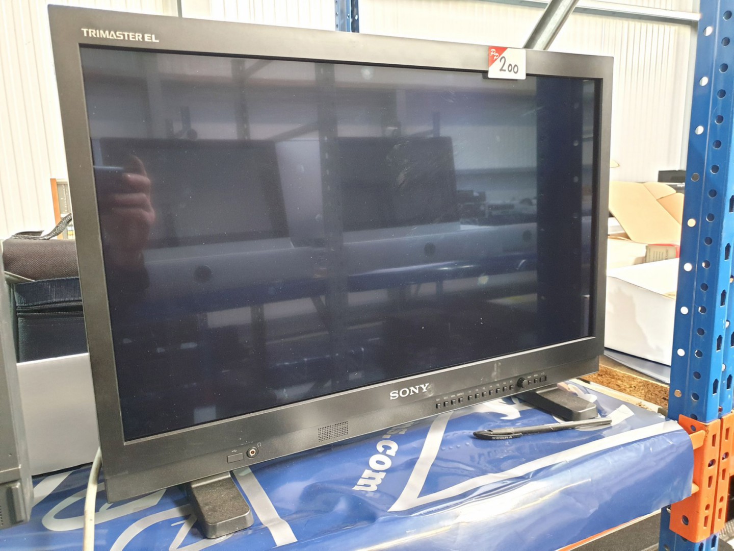 Sony PVM-A250 professional video monitor (spares o...