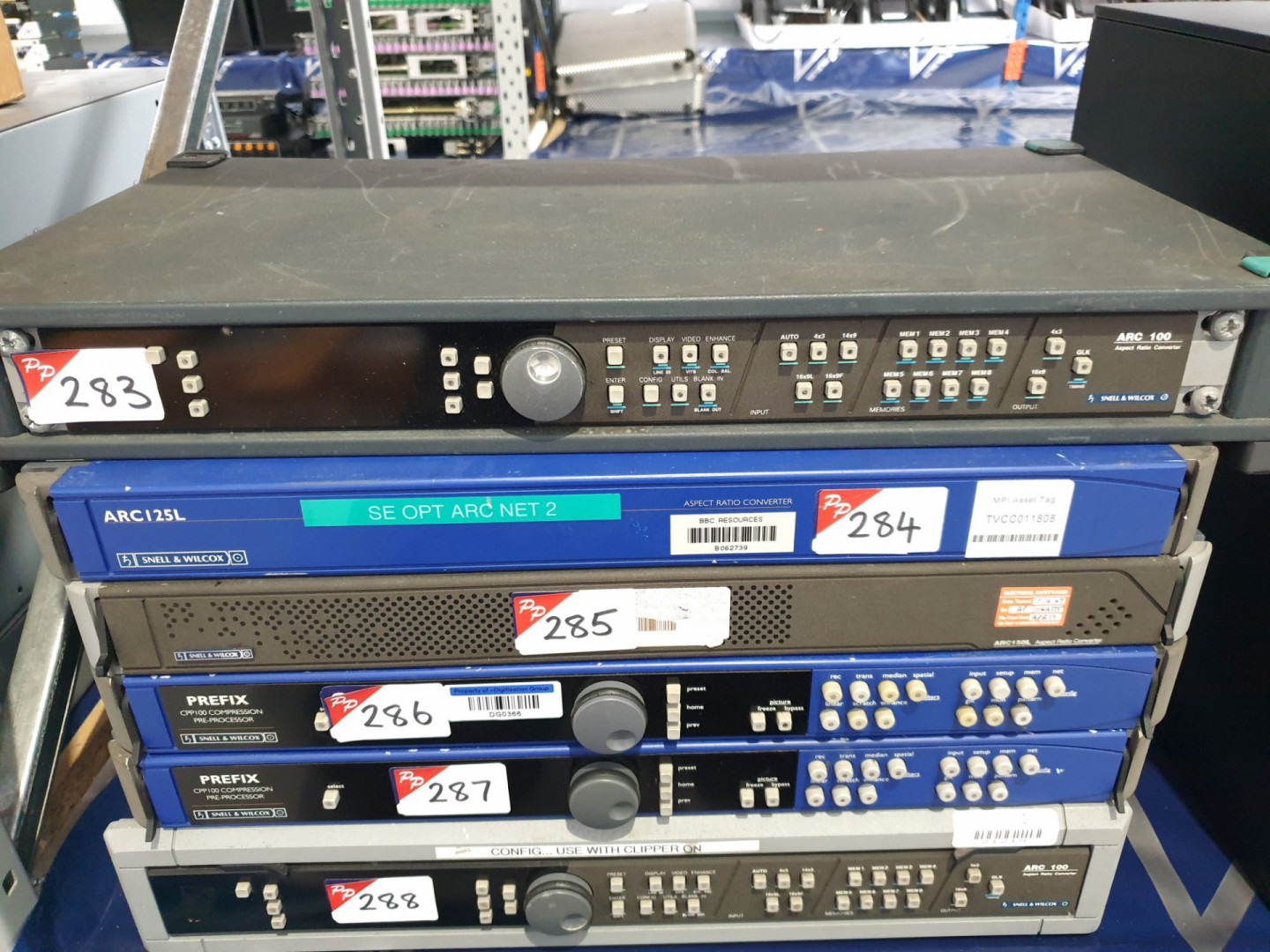 Snell & Wilcox ARC 125L aspect ratio converter - L...