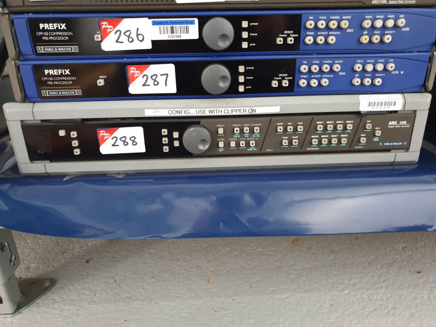 Snell & Wilcox ARC 100 aspect ratio converter - Lo...