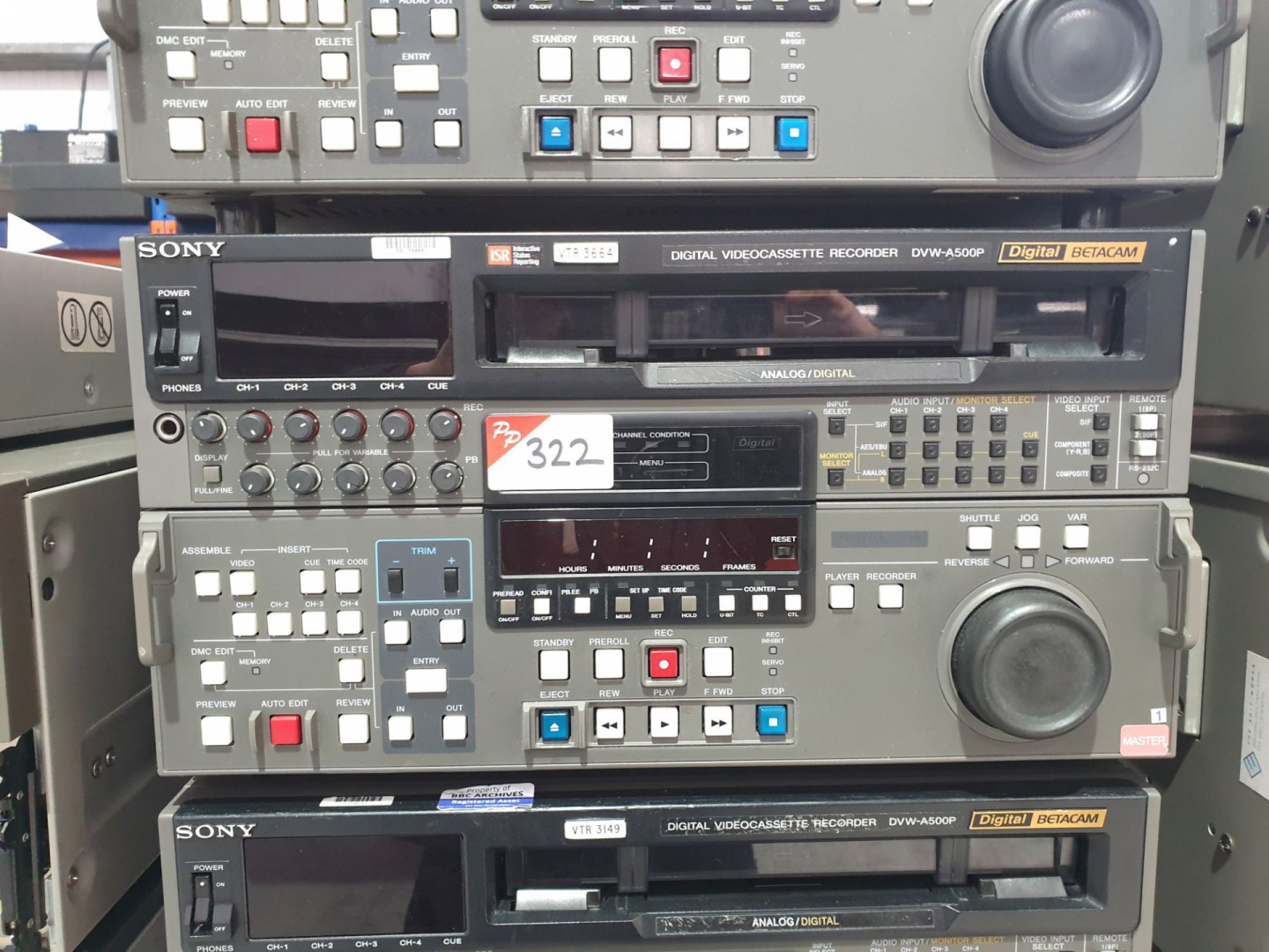 Sony DVW-A500P digital video cassette recorder - L...