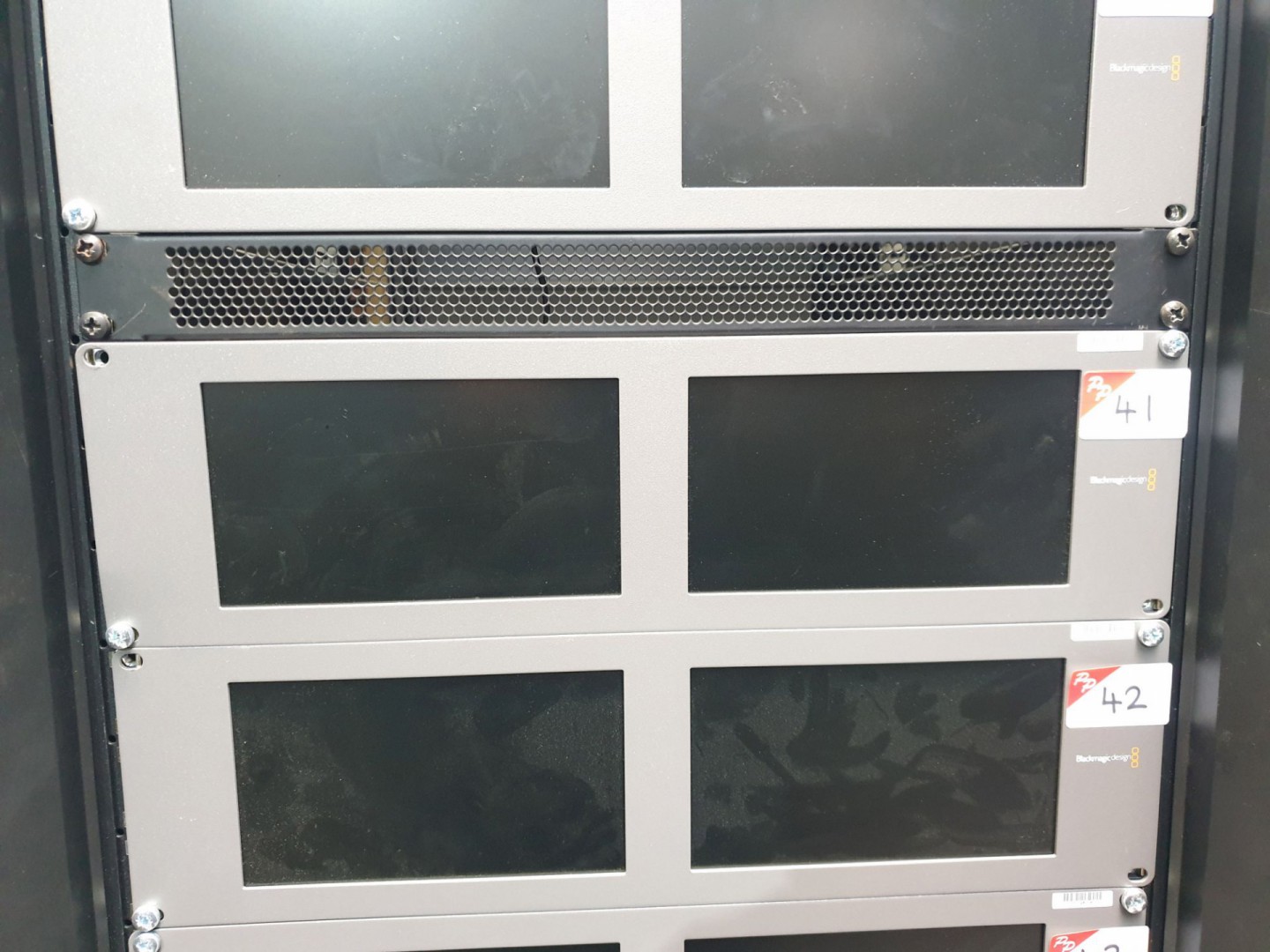 Blackmagic SmartView Duo monitor - Lot located at:...