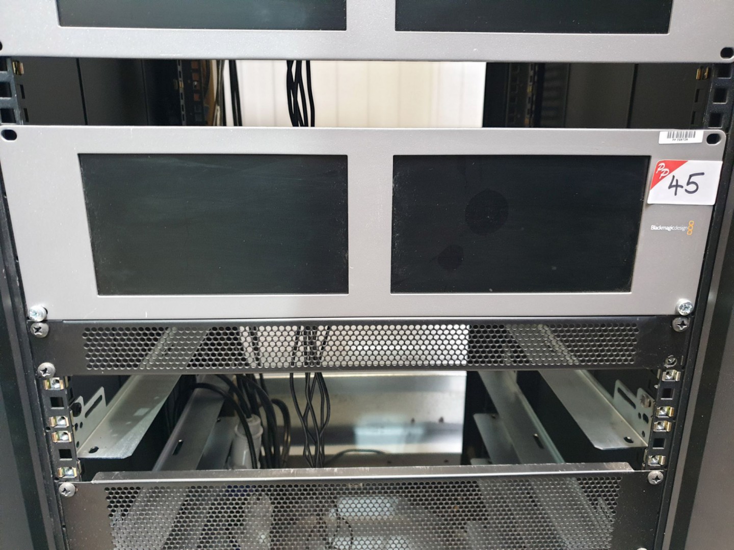 Blackmagic SmartView Duo monitor (1x damaged scree...