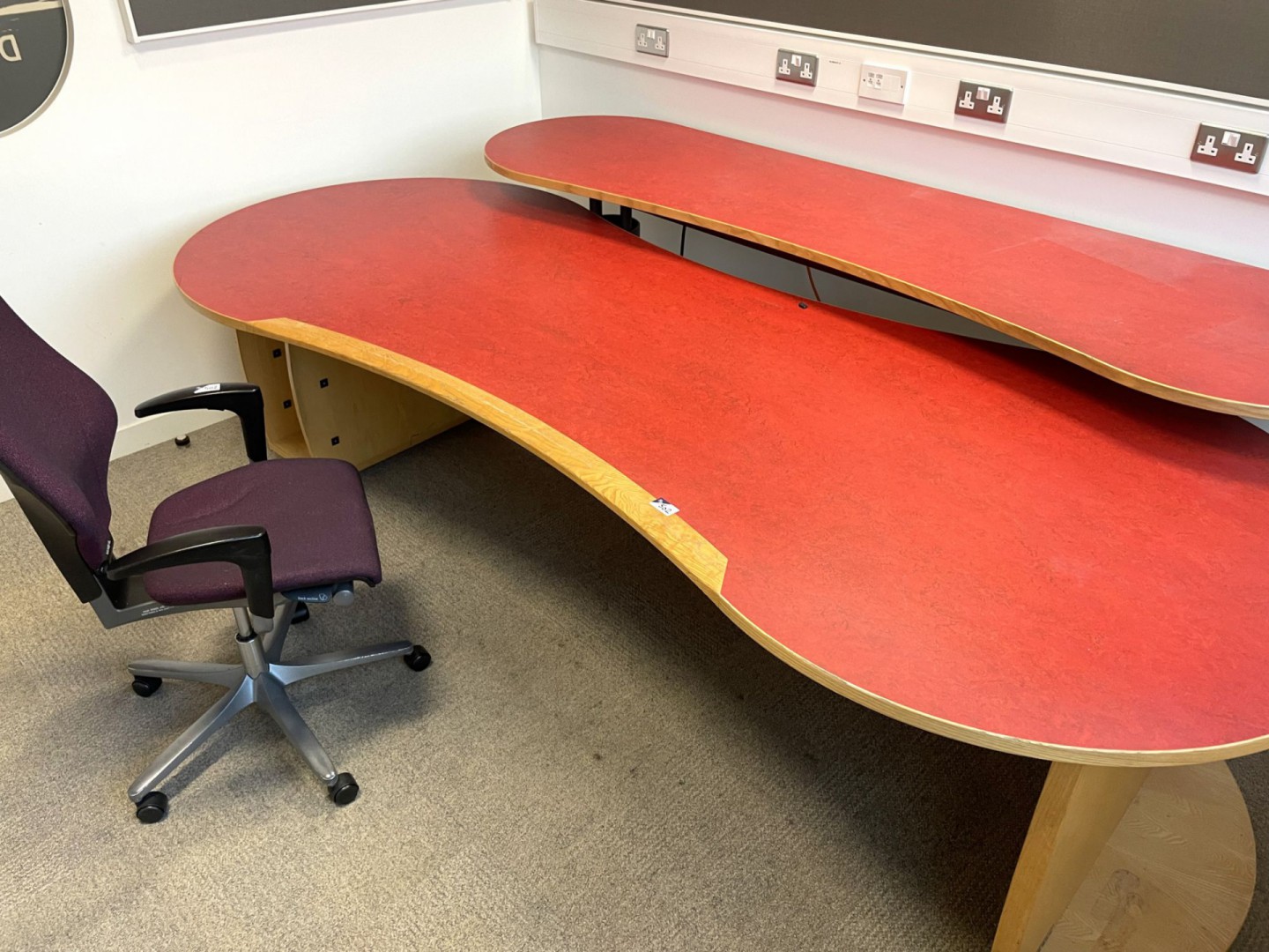 Red curved 2 tier RF studio desk, 3000x1200mm, 260...