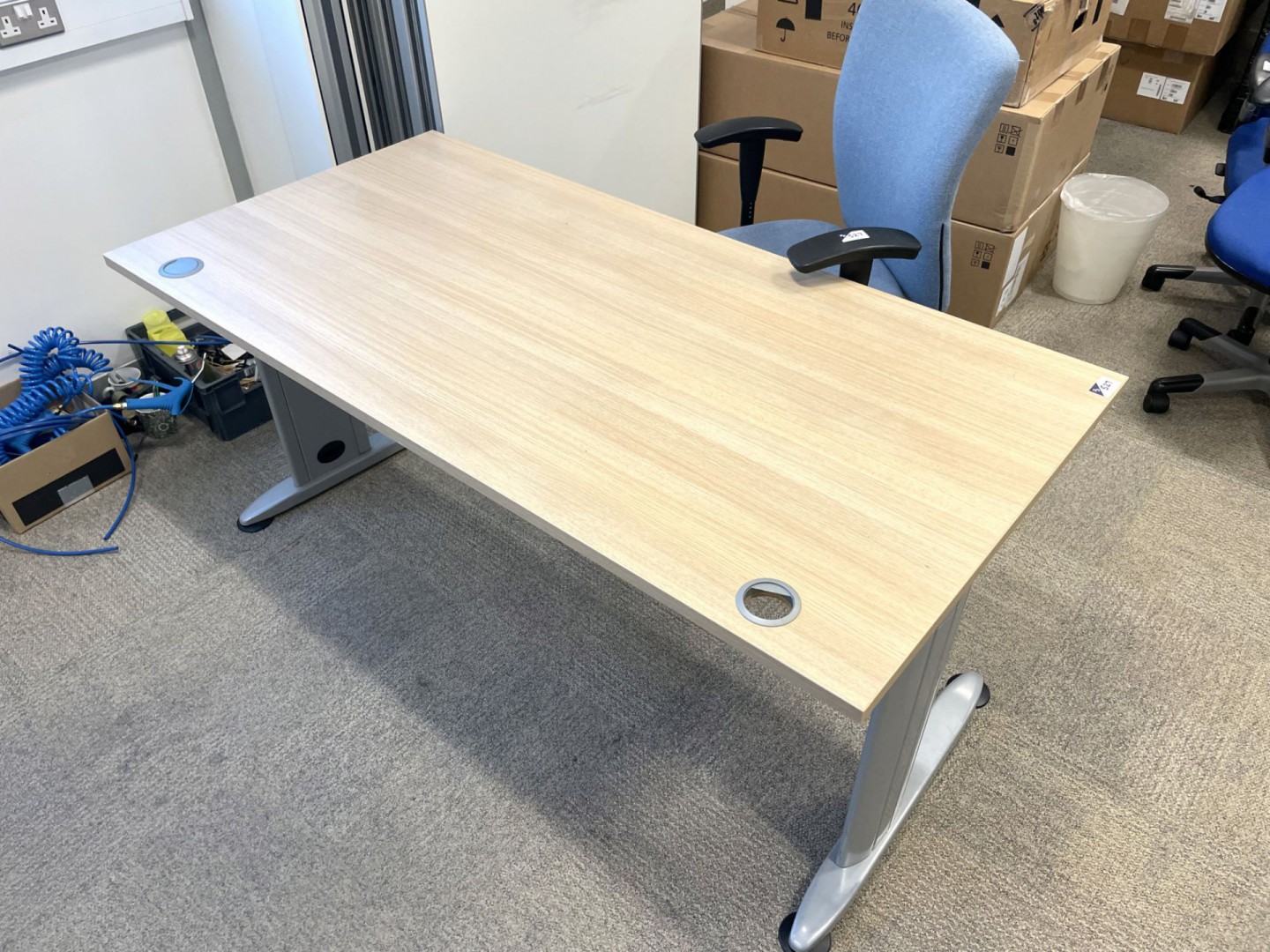 Light oak 1600x800mm office desk with light blue u...