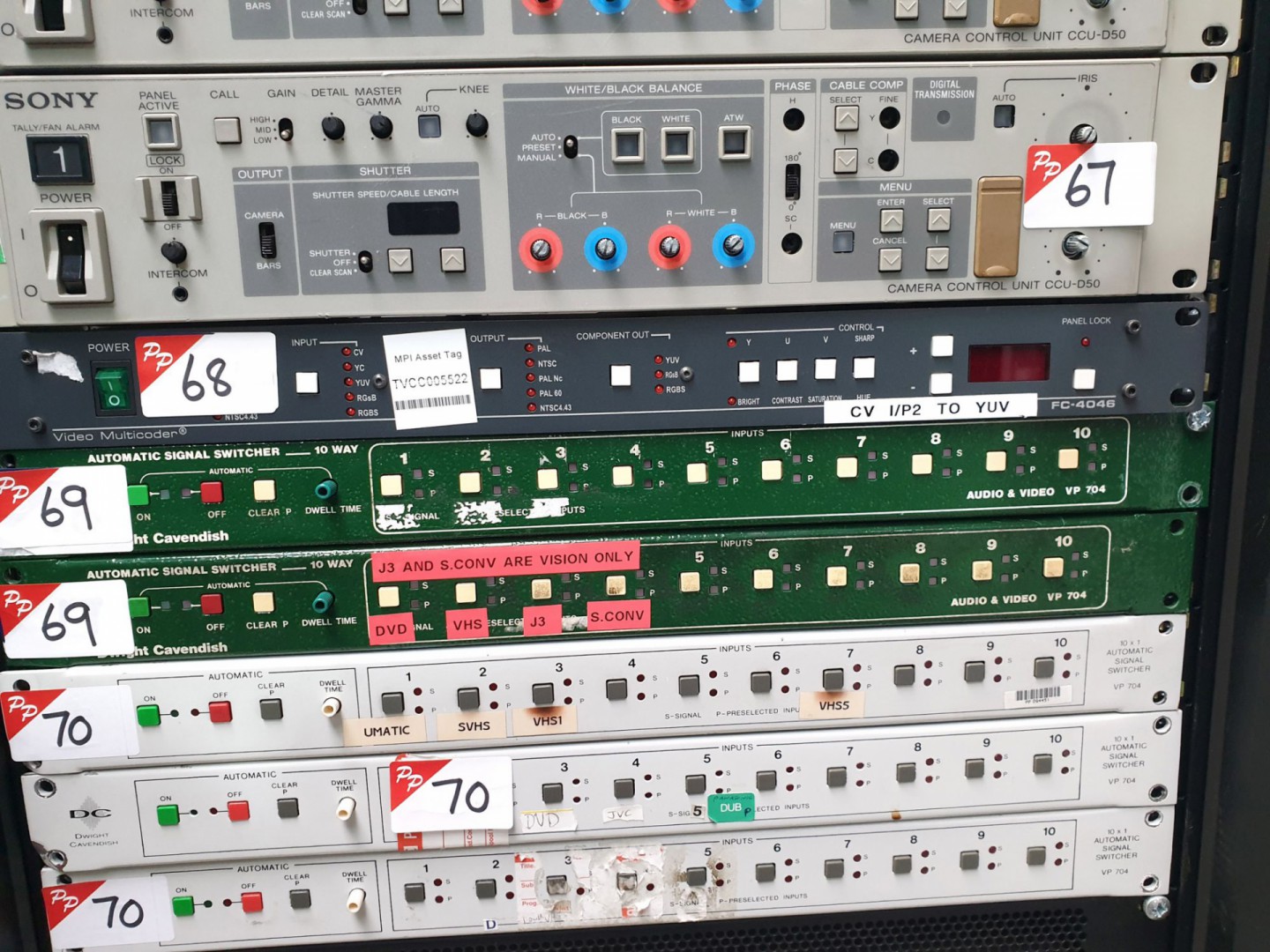 2x Dwight Cavendish VP704 audio & video automatic...