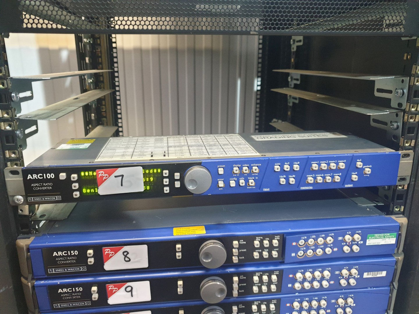 Snell & Wilcox Arc 100 aspect ratio converter - Lo...
