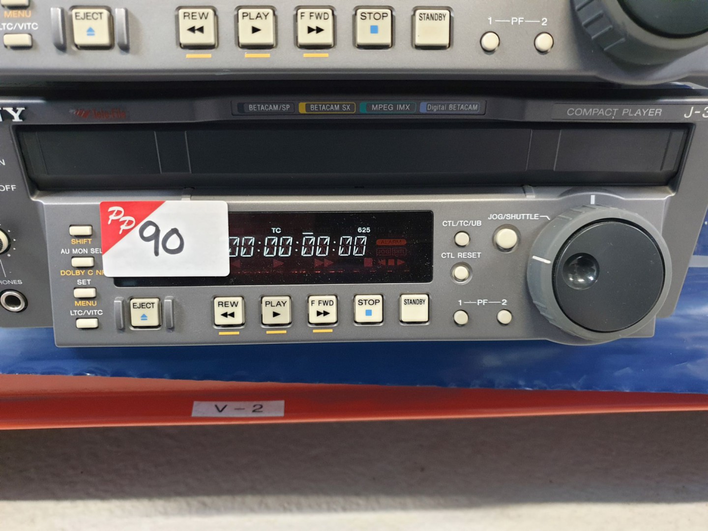 Sony J-3 compact player - Lot located at: PP Saler...