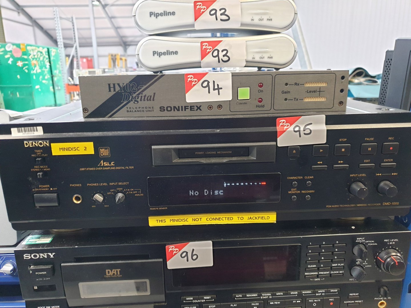 Denon DMD-1000 PCM audio technology / mini disc re...