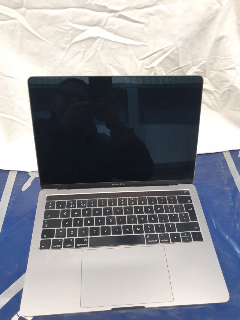 Apple MacBook Pro A1706, 8GB ram, 250GB storage, s...