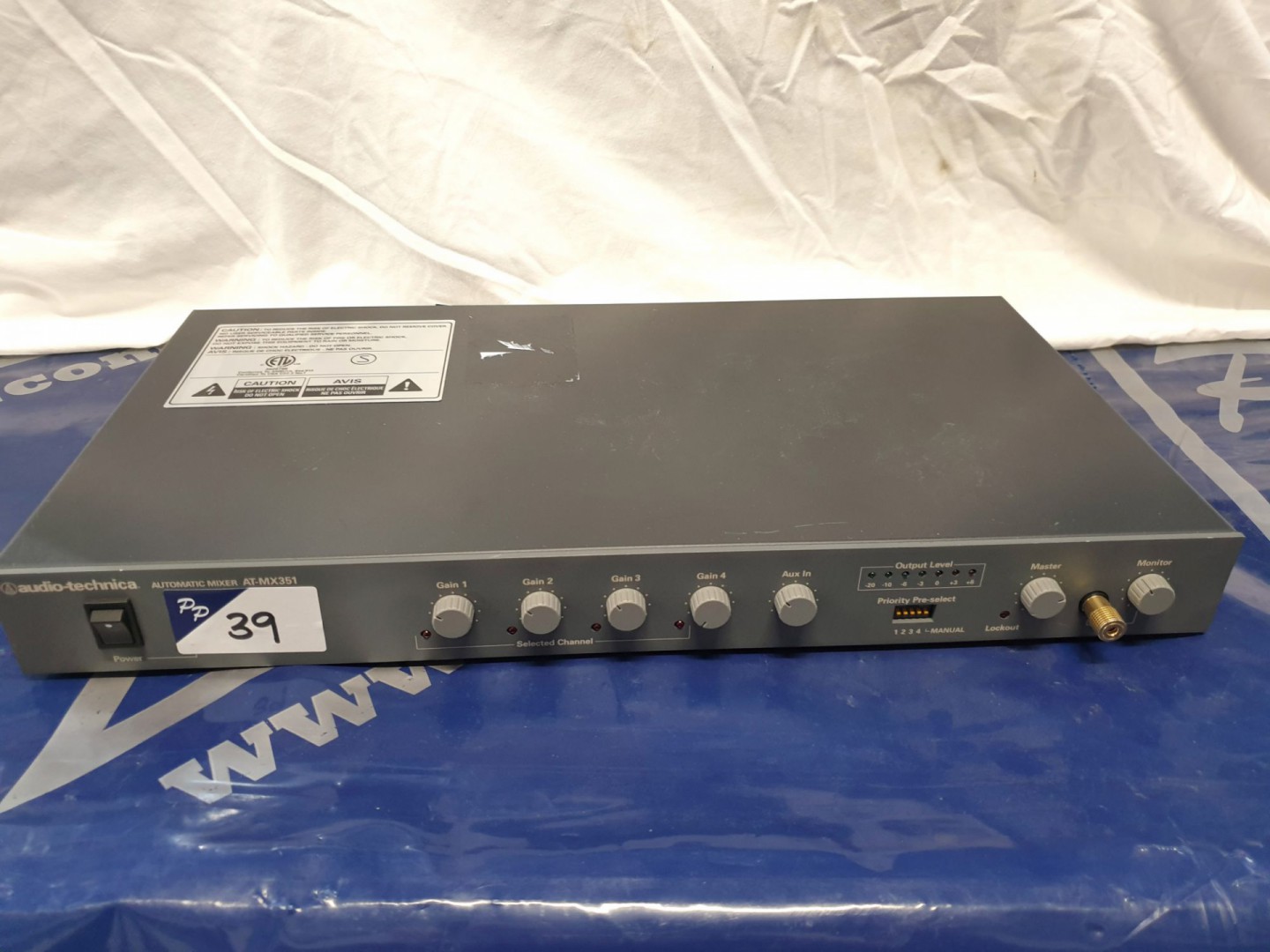 Audio-Technica AT-MX351 automatic mixer
