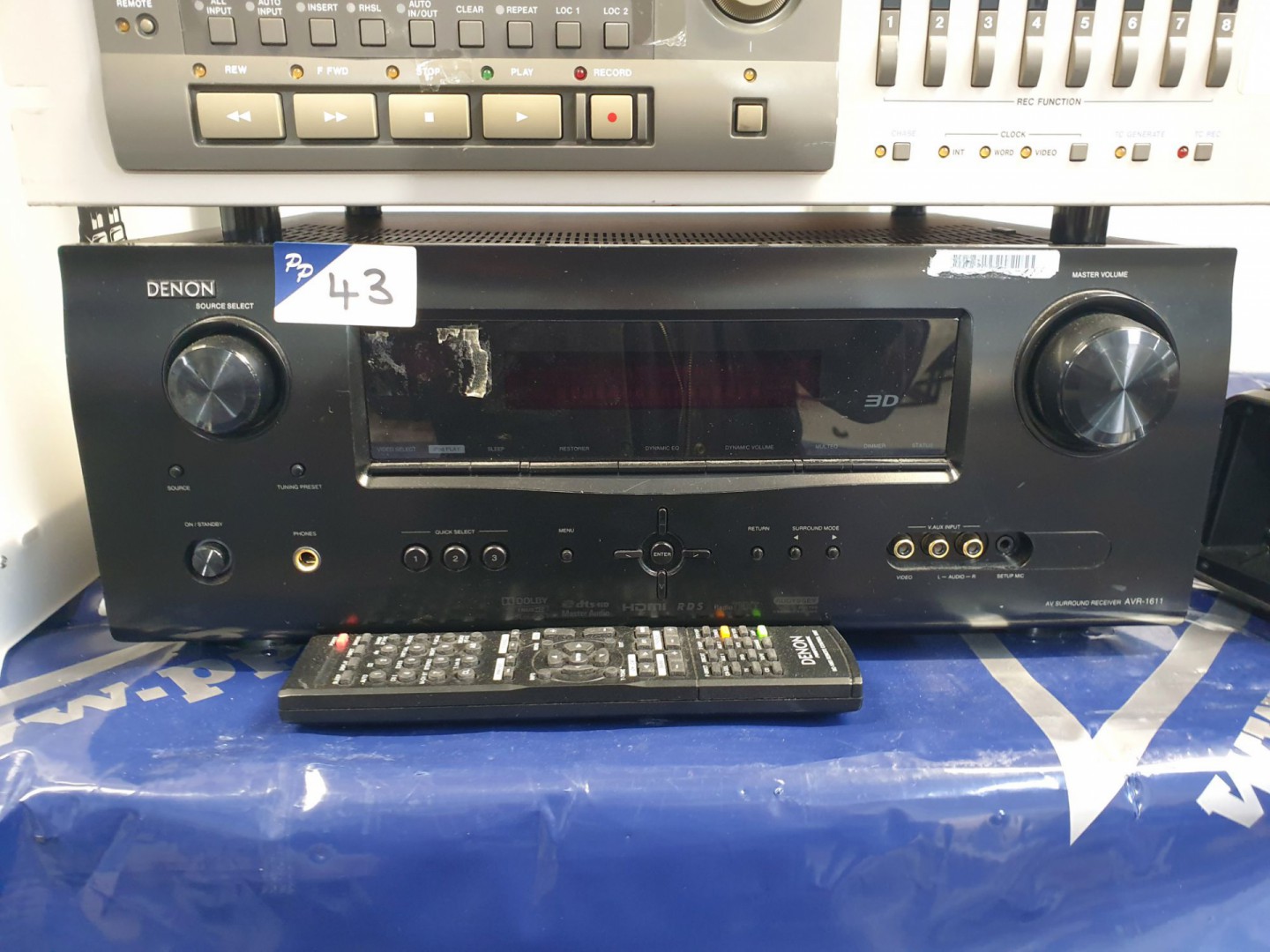 Denon AVR-1611 AV surround receiver inc: remote