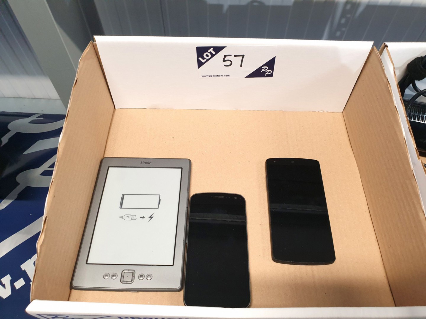 Samsung Google GT-19250 & LG Nexus LG-D821 mobile...