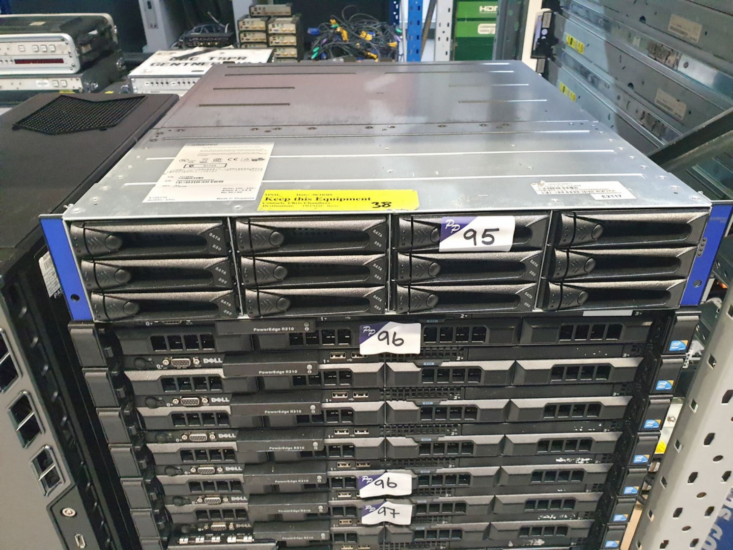 Adaptec SANbloc S50 rack type raid storage device