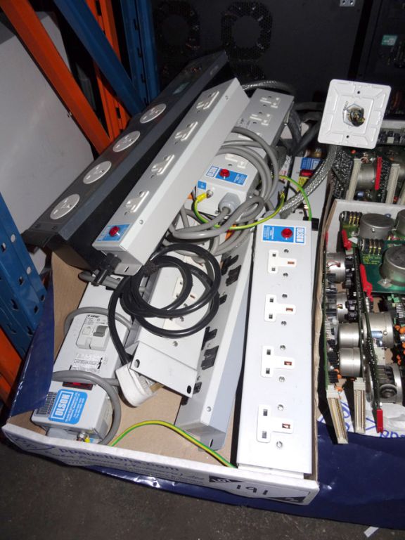 Qty various Olson 4 socket extensions etc