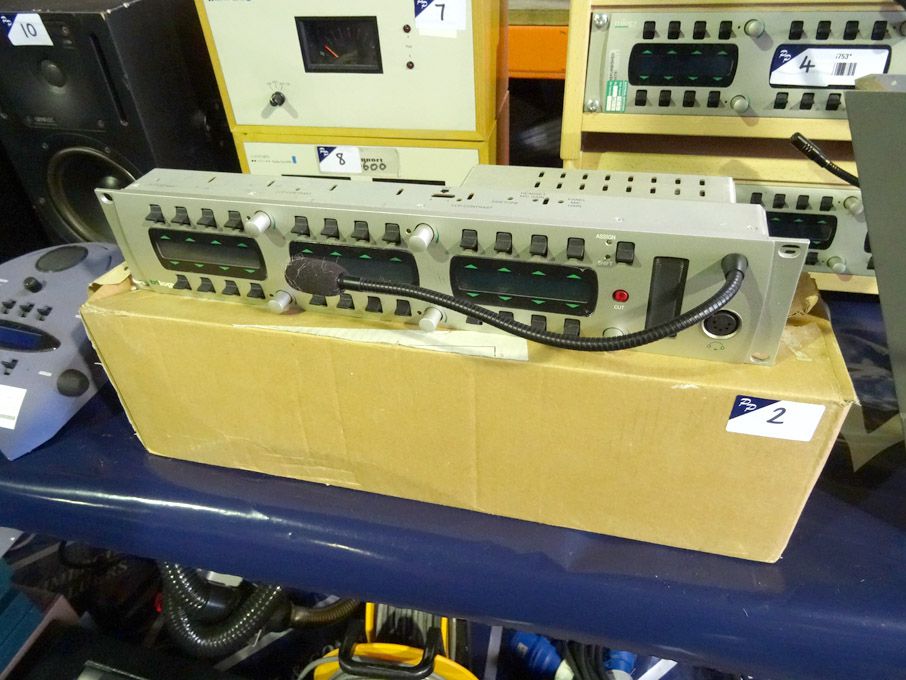 Trilogy Commander control panel