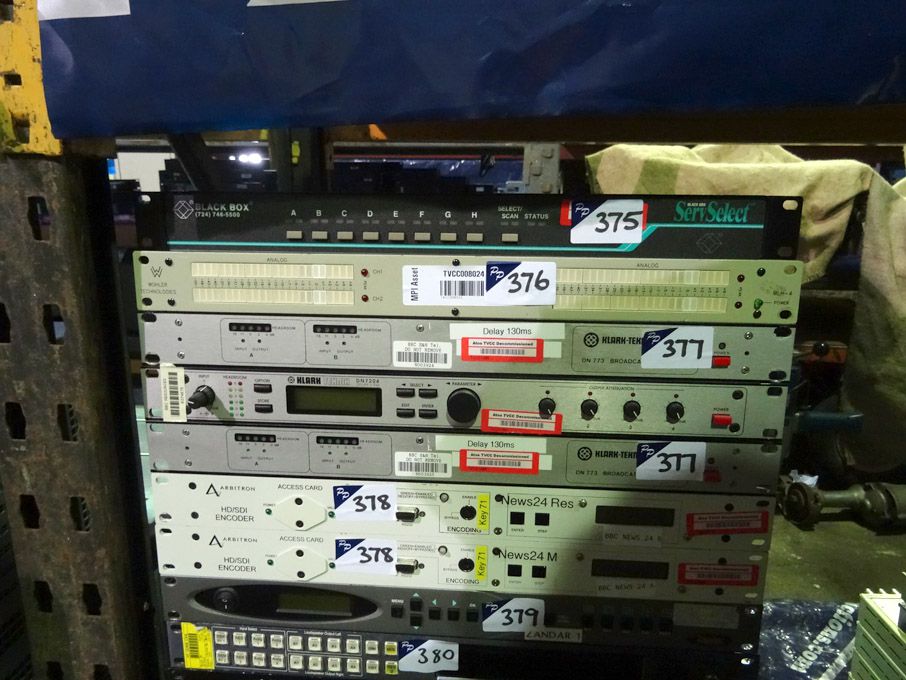 Klark Teknik DN7204 delay equaliser, 2x Klark Tekn...