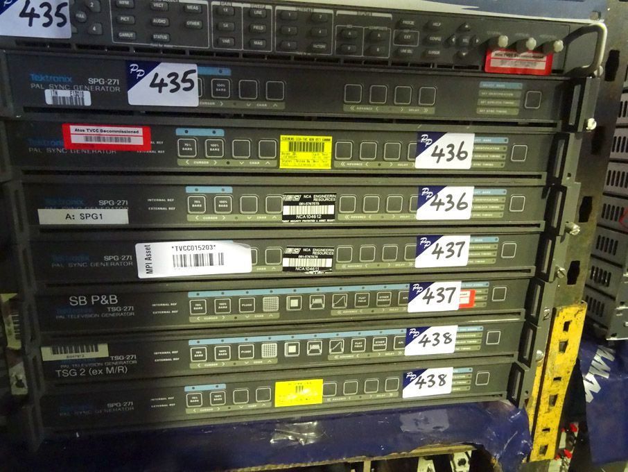 Tektronix SPG-271 Pal sync generator & Tektronix T...