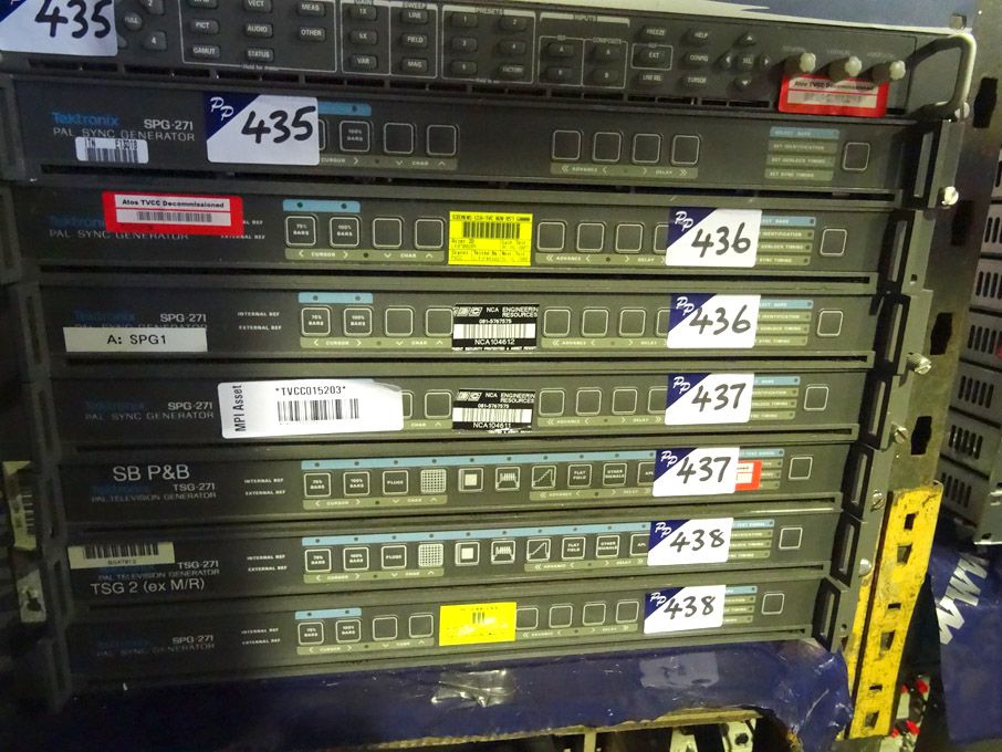Tektronix SPG-271 Pal sync generator & Tektronix T...