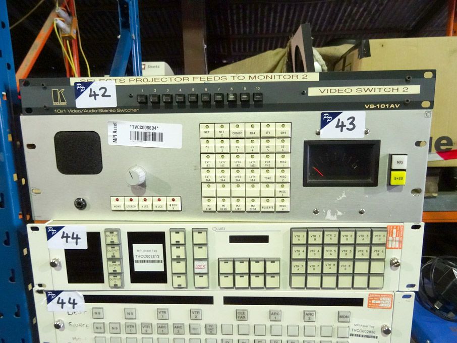 2x Quartz control panels