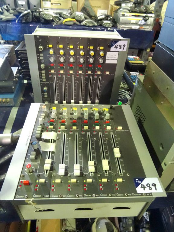 2x Glensound GSTX14Q fader panels
