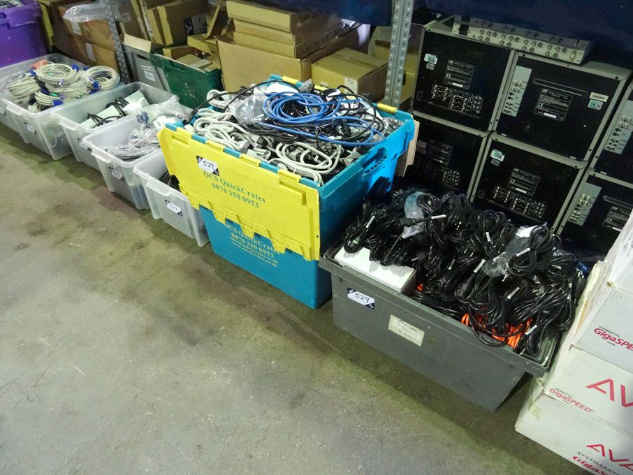 Large Qty various electrical power leads in 5 boxe...