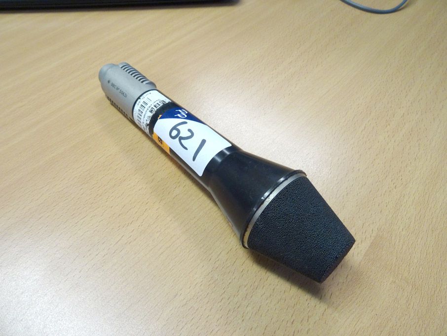 AKG D202 microphone