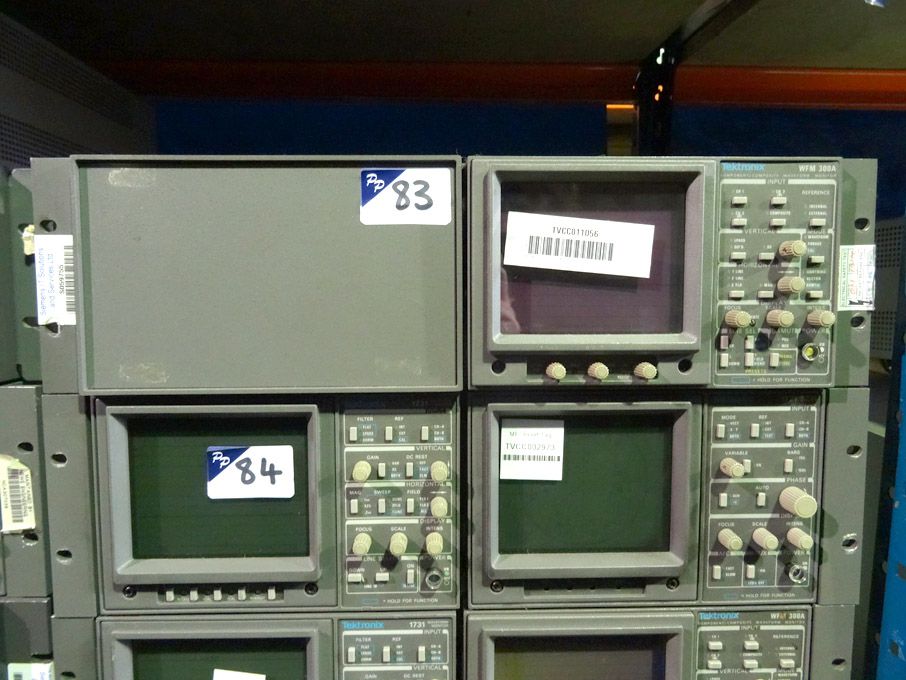 Tektronix 1731 waveform monitor, Tektronix 1721 SC...