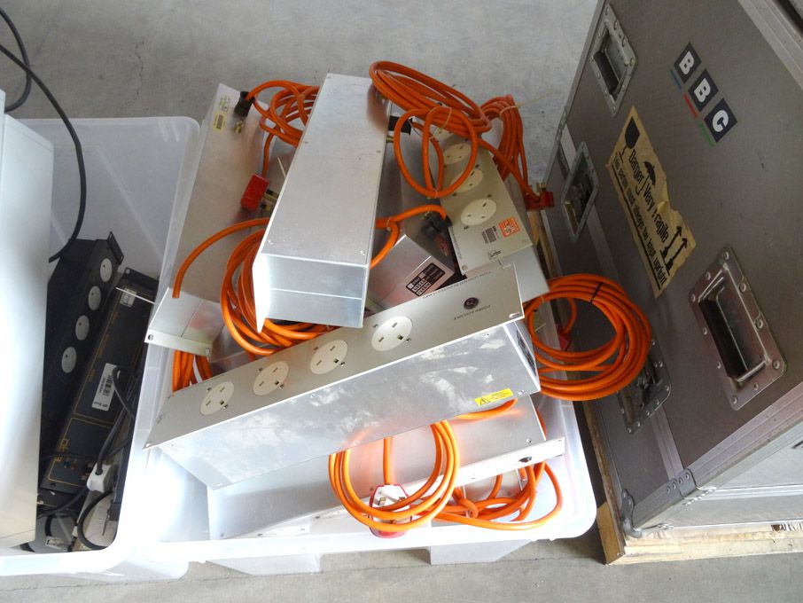 Qty Dega etc mains extension leads