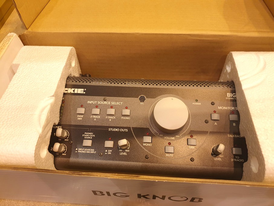 Mackie Big Knob studio command system N1949 (boxed...