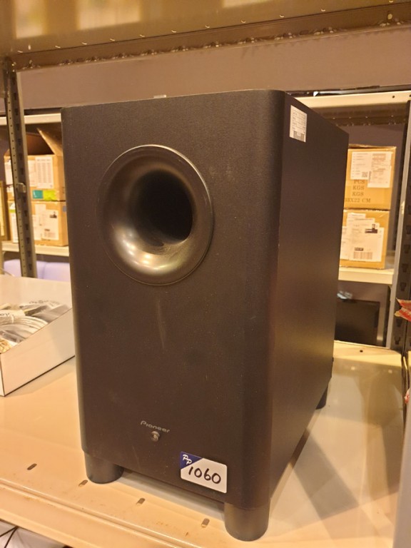 Pioneer S-21W powered subwoofer