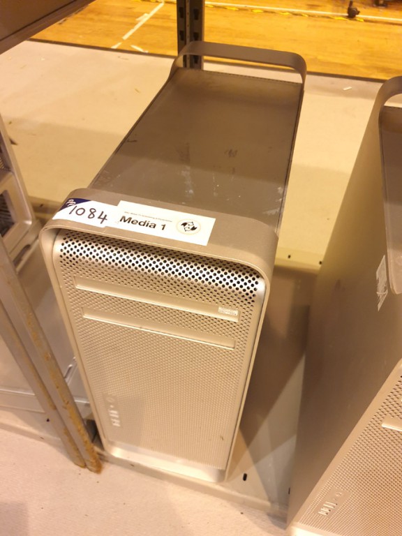 Apple Pro A1286 base unit