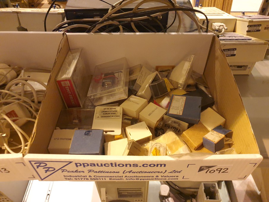 Qty various EMT, CPC, Sony etc stylus, ceramic car...