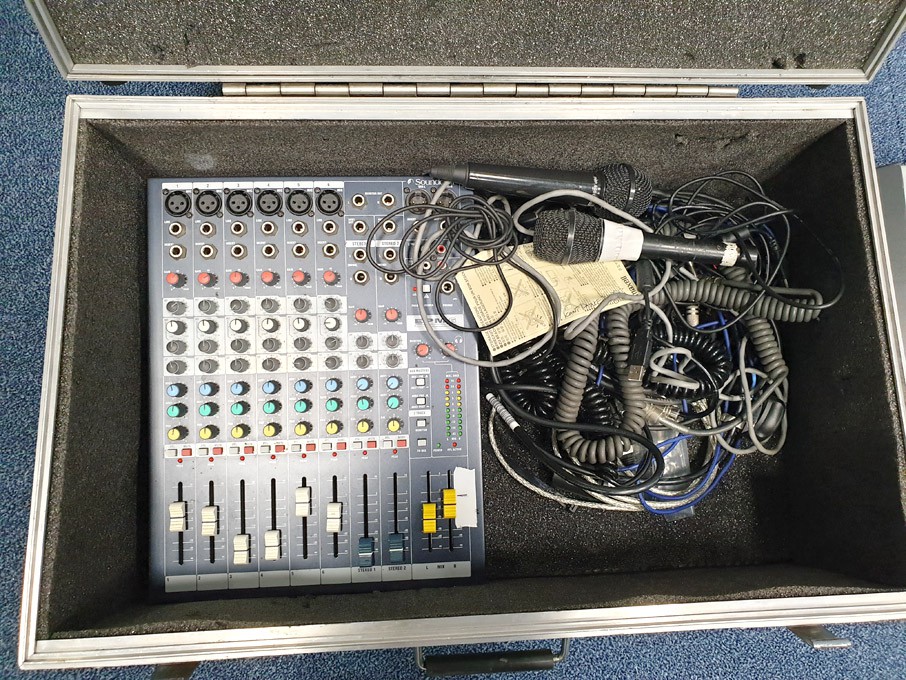 Soundcraft EPM6 mixing console, 2x various microph...