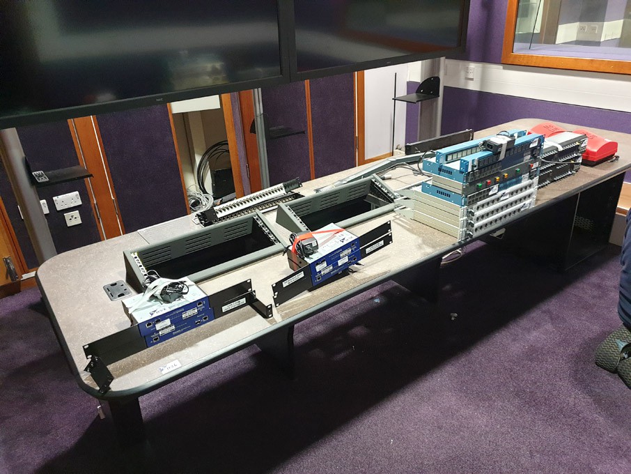 Custom Consoles studio desk, 3100x1000mm