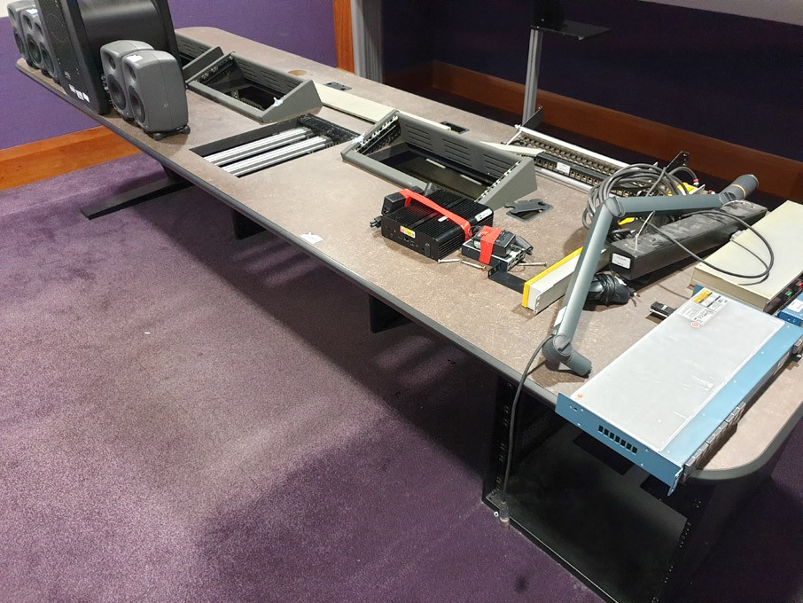 Custom Consoles studio desk, 3100x1000mm