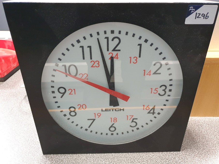Leitch ADC-5112-L slave studio clock