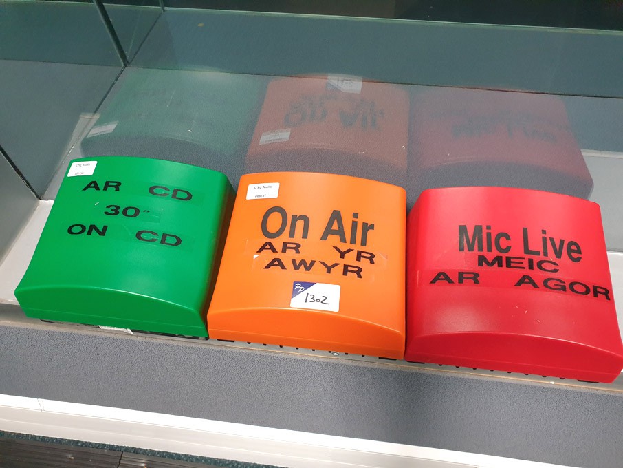 3x studio 'on air' lights