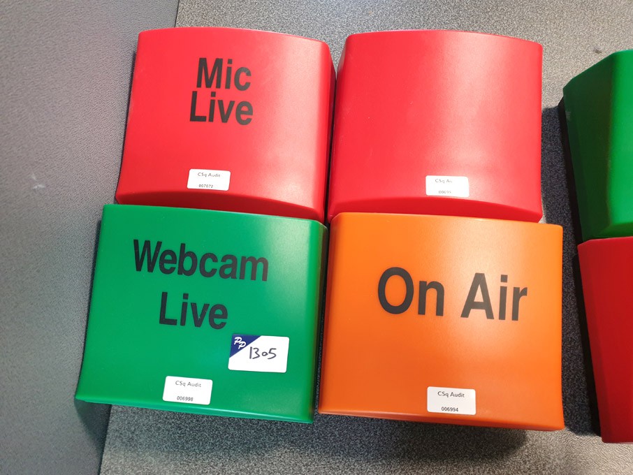 4x studio 'on air' lights
