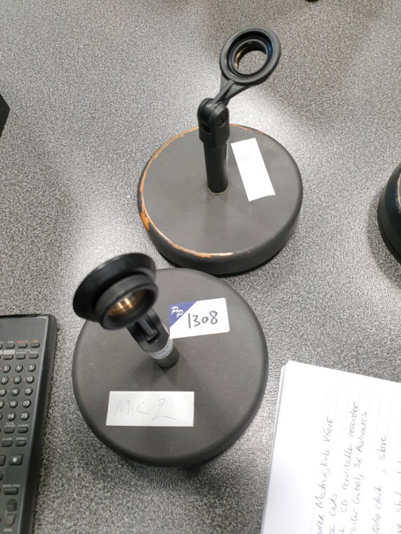 2x microphone bases