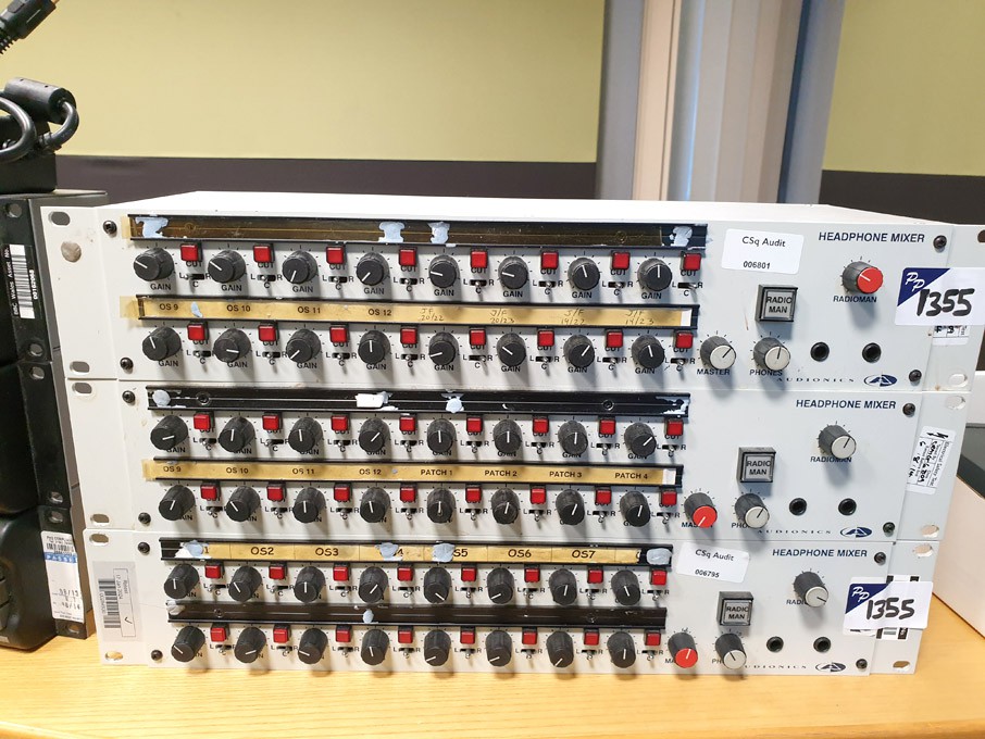 3x Audionics headphone mixers